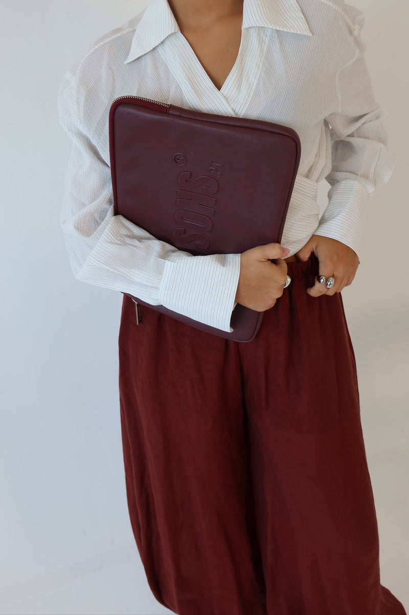 Bordeaux Seasons Case