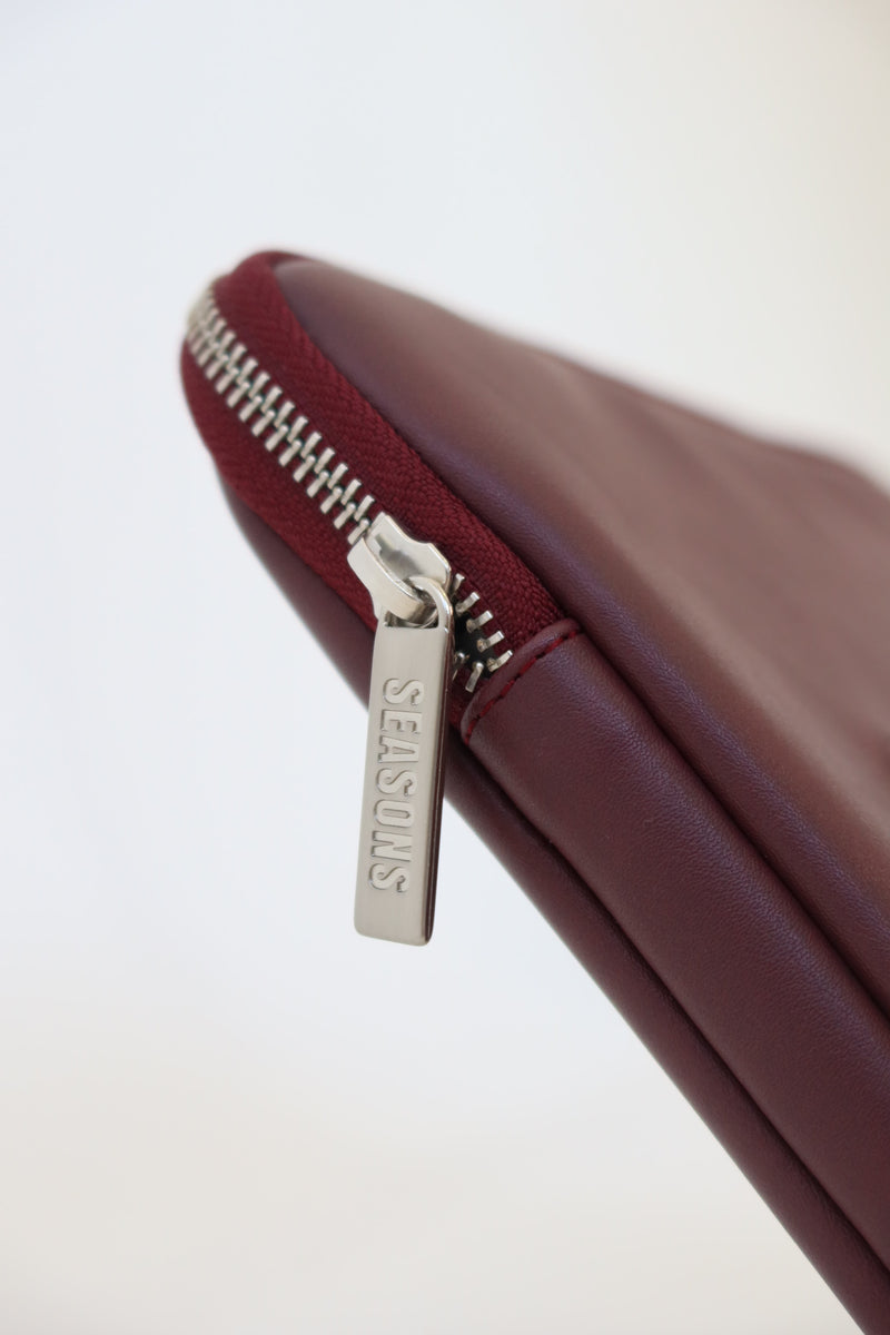 Bordeaux Seasons Case